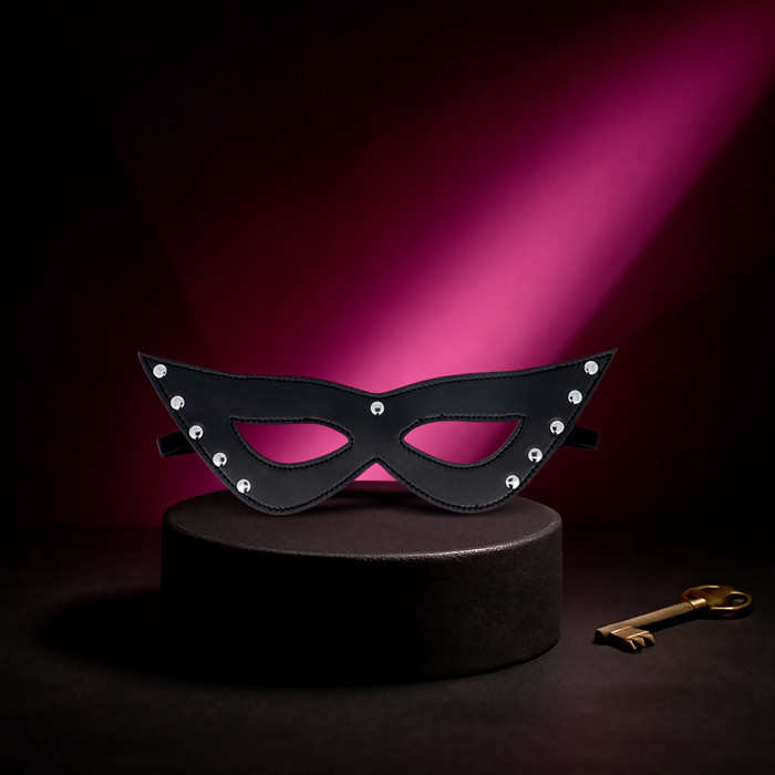 Black Friday bondage stage