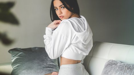 Ας μιλήσουμε για τον ρεαλιστικό δονητή και γιατί αποτελεί το best seller των sex toys