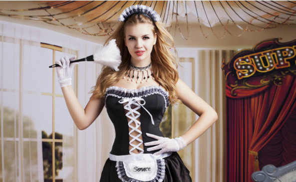 Σε αυτές τις σέξι στολές κανένας δε μπορεί να αντισταθεί