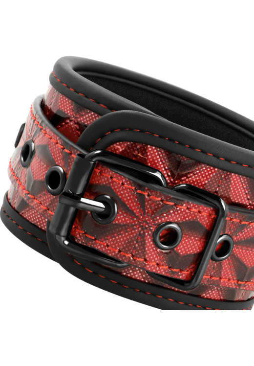 Χειροπέδες από δερματίνη σε μαύρο - κόκκινο χρώμα