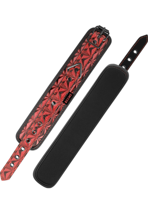 Χειροπέδες από δερματίνη σε μαύρο - κόκκινο χρώμα