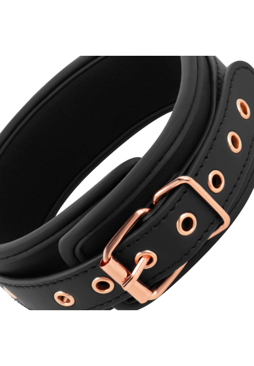 Κολάρο από δερματίνη σε μαύρο χρώμα