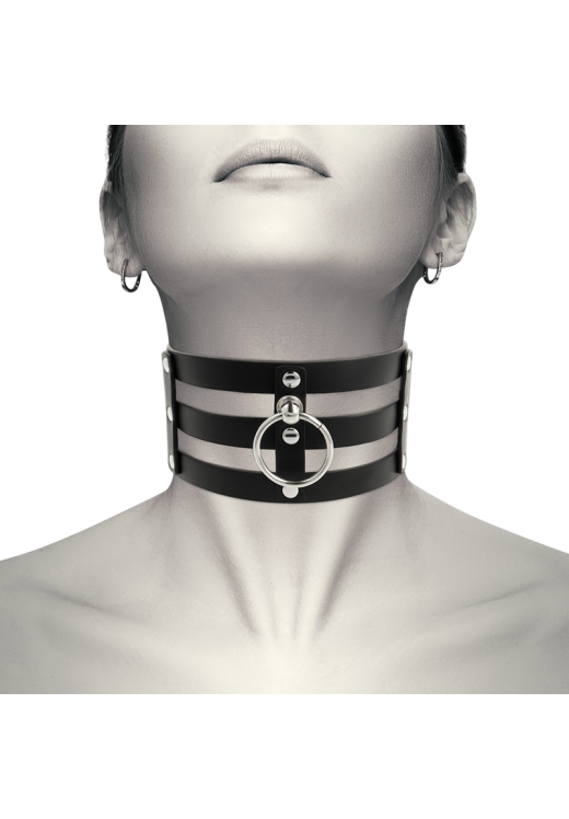 Κολάρο από δερματίνη σε μαύρο χρώμα