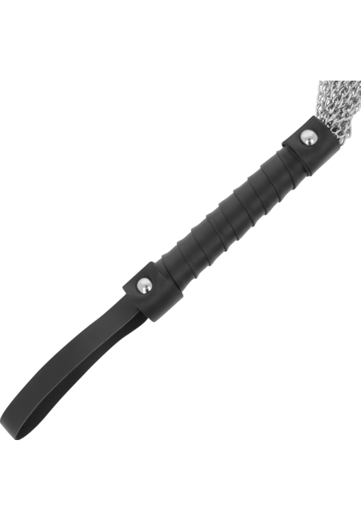 Μεταλλικό μαστίγιο σε μαύρο χρώμα