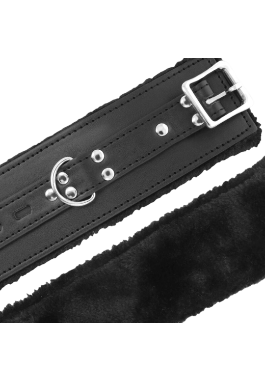 Χειροπέδες από pvc σε μαύρο χρώμα