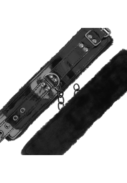 Χειροπέδες από δερματίνη σε μαύρο χρώμα