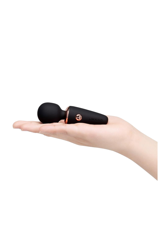 Δονητής μασάζ από σιλικόνη σε μαύρο χρώμα, μήκους 9,5 εκ. και μέγιστης διαμέτρου 3,2 εκ.