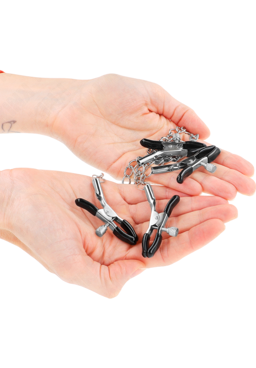 Μεταλλικοί σφιγκτήρες θηλών σε ασημί χρώμα