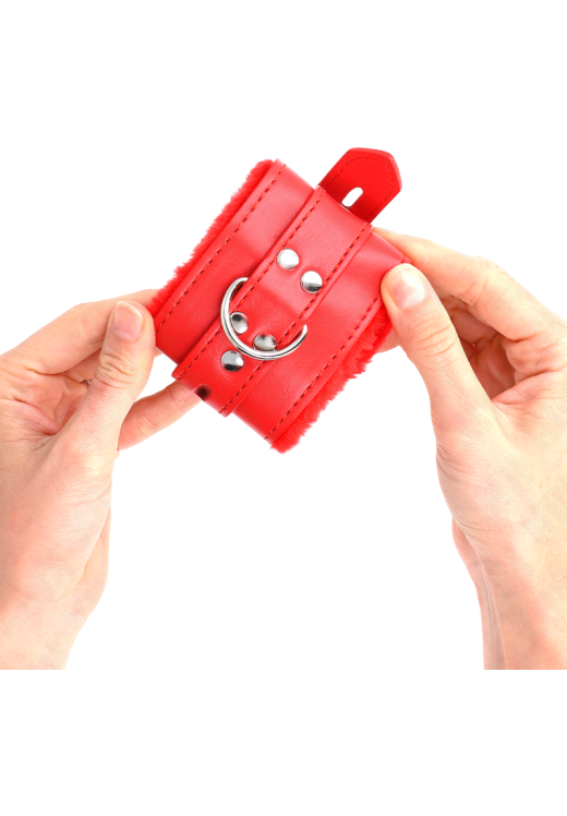 Bondage δεσμά από δερματίνη σε κόκκινο χρώμα