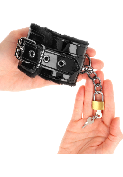 Bondage δεσμά από δερματίνη σε μαύρο χρώμα