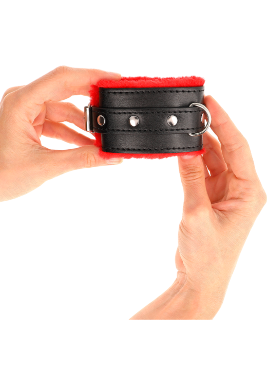 Bondage δεσμά από δερματίνη σε κόκκινο χρώμα