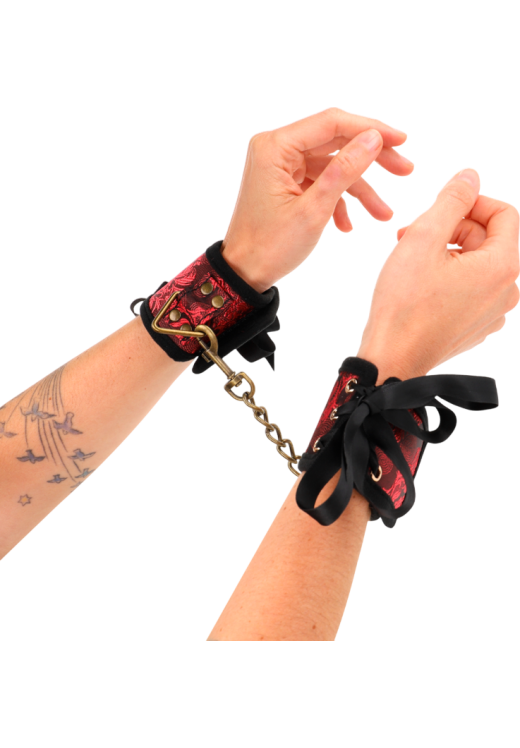 Bondage δεσμά από δερματίνη σε κόκκινο χρώμα, μήκους 25 εκ.