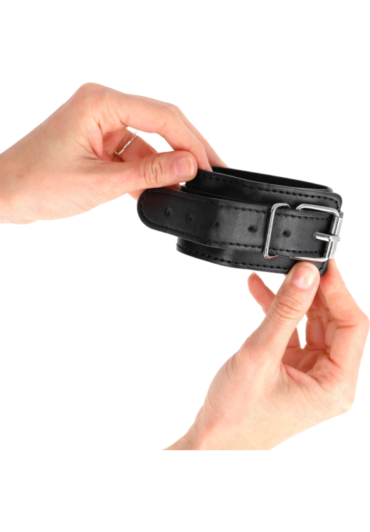 Bondage δεσμά από δερματίνη σε μαύρο χρώμα