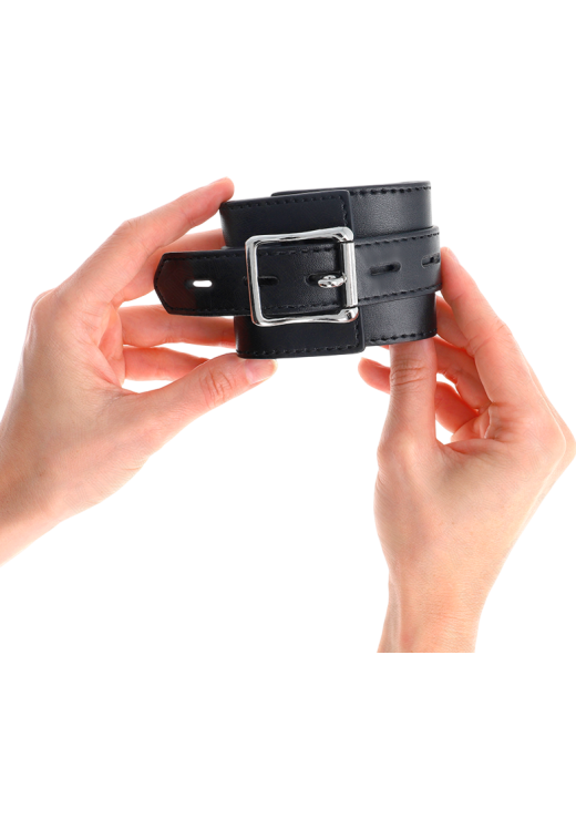 Bondage δεσμά από δερματίνη σε μαύρο χρώμα