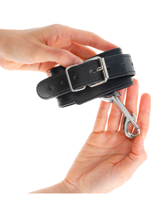 Bondage δεσμά από δερματίνη σε μαύρο χρώμα