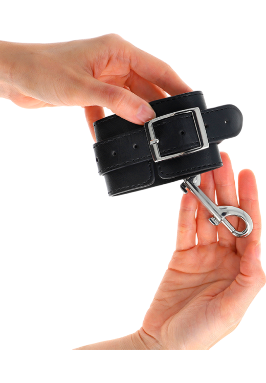 Bondage δεσμά από δερματίνη σε μαύρο χρώμα