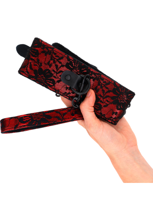 Κολάρο από δερματίνη σε κόκκινο χρώμα