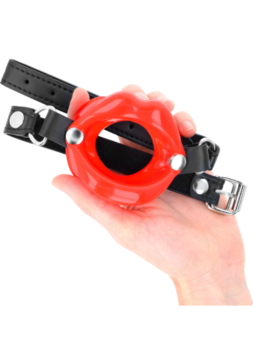 Φίμωτρο από δερματίνη σε κόκκινο χρώμα, μήκους 63 εκ.