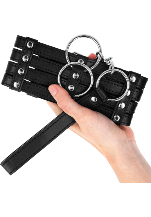 Κολάρο από δερματίνη σε μαύρο χρώμα