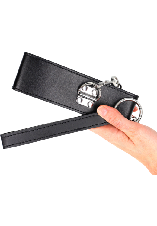 Κολάρο από δερματίνη σε μαύρο χρώμα