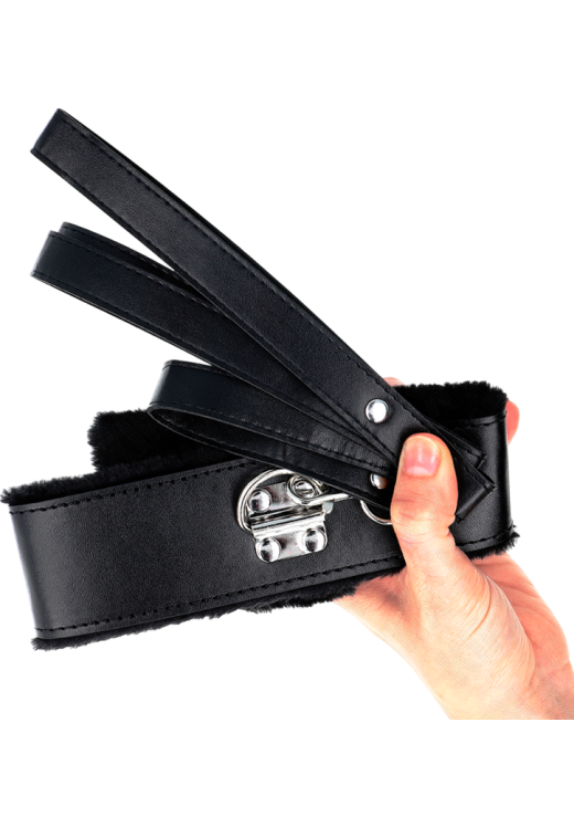 Κολάρο από δερματίνη σε μαύρο χρώμα