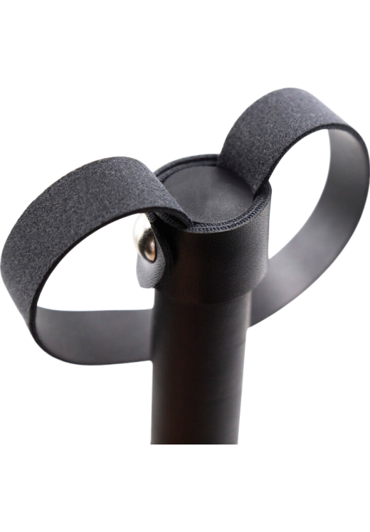 Μαστίγιο από pvc σε μαύρο χρώμα