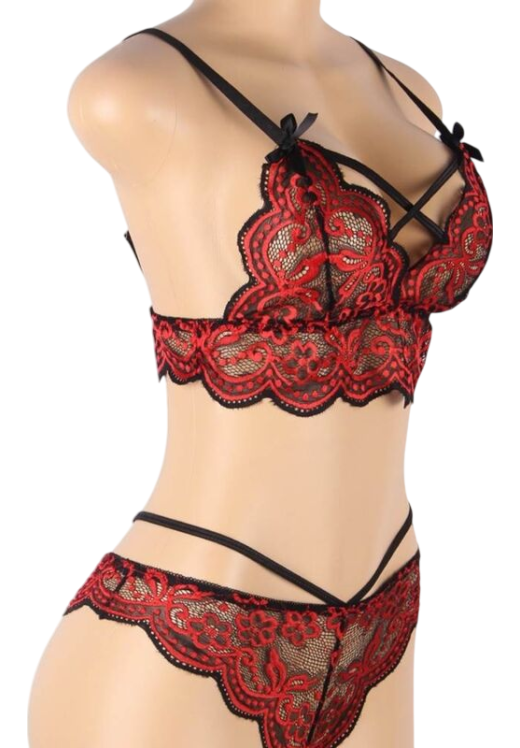 Δαντελωτό σετ εσωρούχων με ραντάκια σε κόκκινο χρώμα